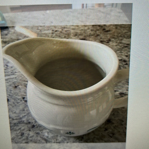 Longaberger Heritage Green 2 Qt. Pitcher - Picture 2 of 9